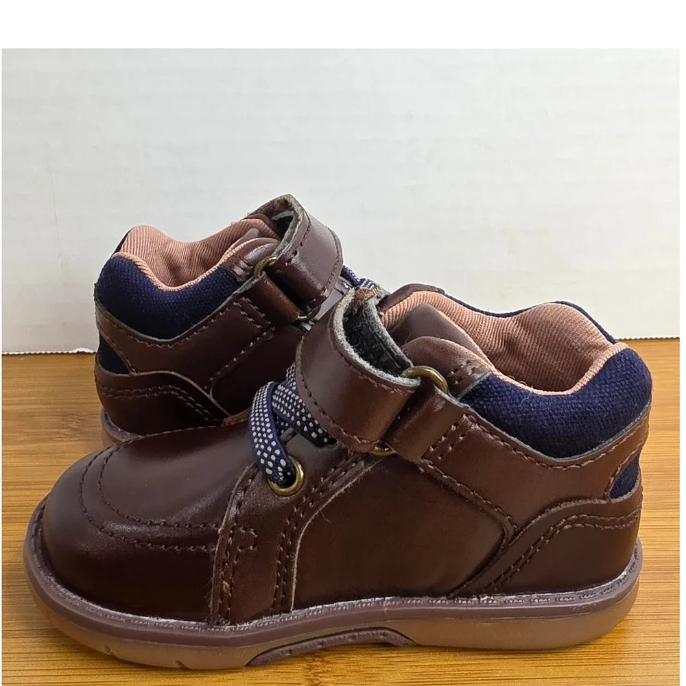 Stride Rite SRT Anders Boys Brown Leather Hook and Loop Shoes BB018501 Size 4M